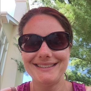 Meet your Posher, Lynn
